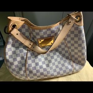 Louis Vuitton Galliera PM
